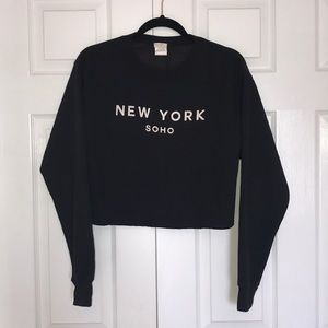 "NEW YORK SOHO" BLACK CROPPED BRANDY SWEATSHIRT
